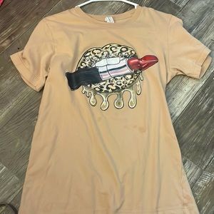 Cheetah lipstick designed T